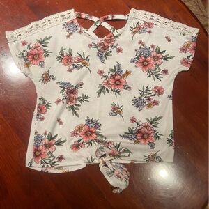 PINK HIBISCUS FLORAL BACK LACED TOP